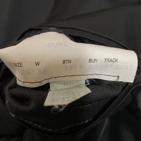 Jhane Barnes Black 3 Button Blazer Size 40S - Picture 5 of 5